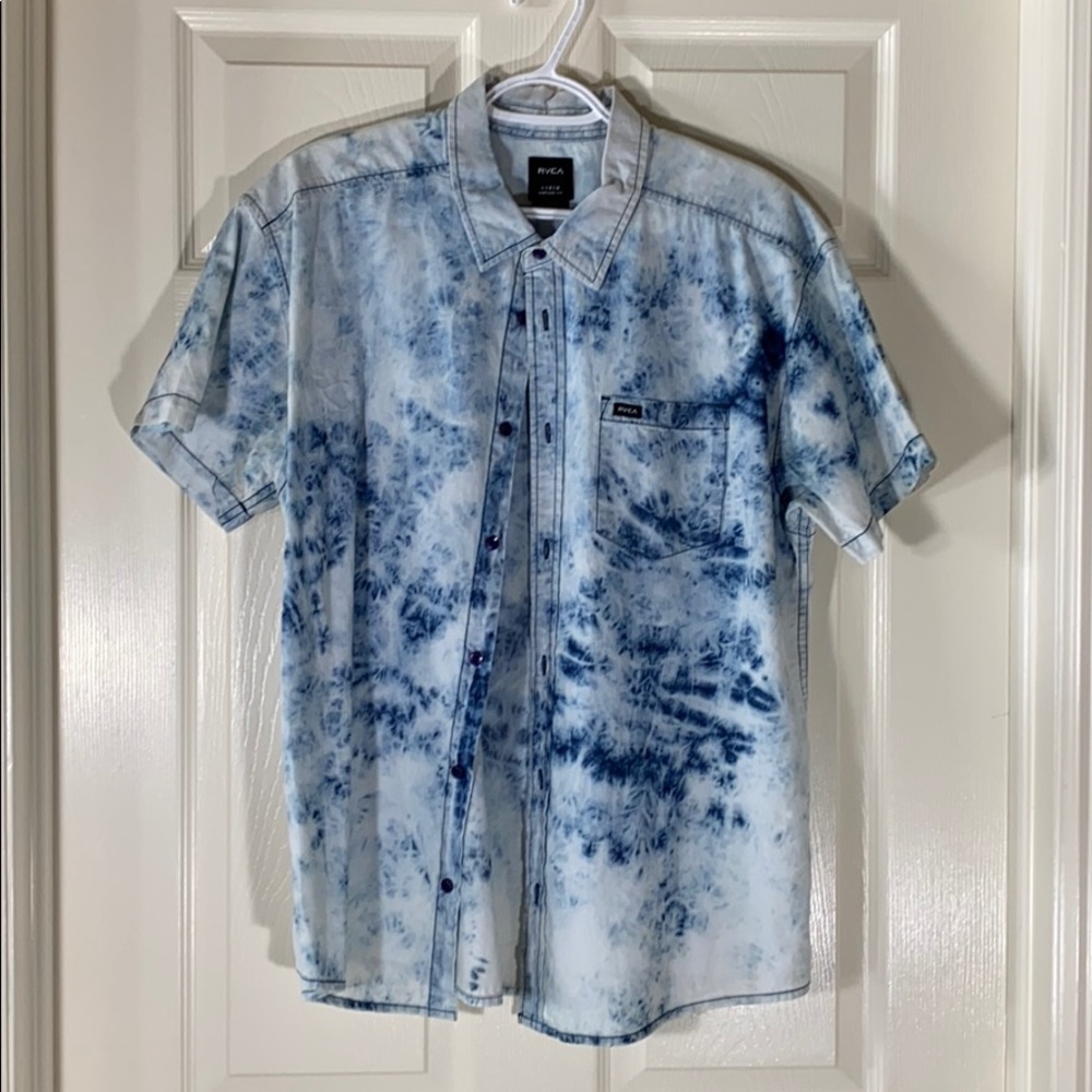 Blue tie dye short sleeve button down LARGE